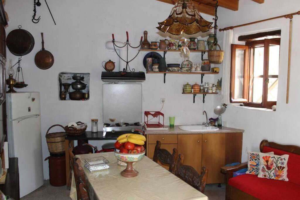 Olga'S Traditional Stone House, Palaiochora Kondokinigi Kültér fotó